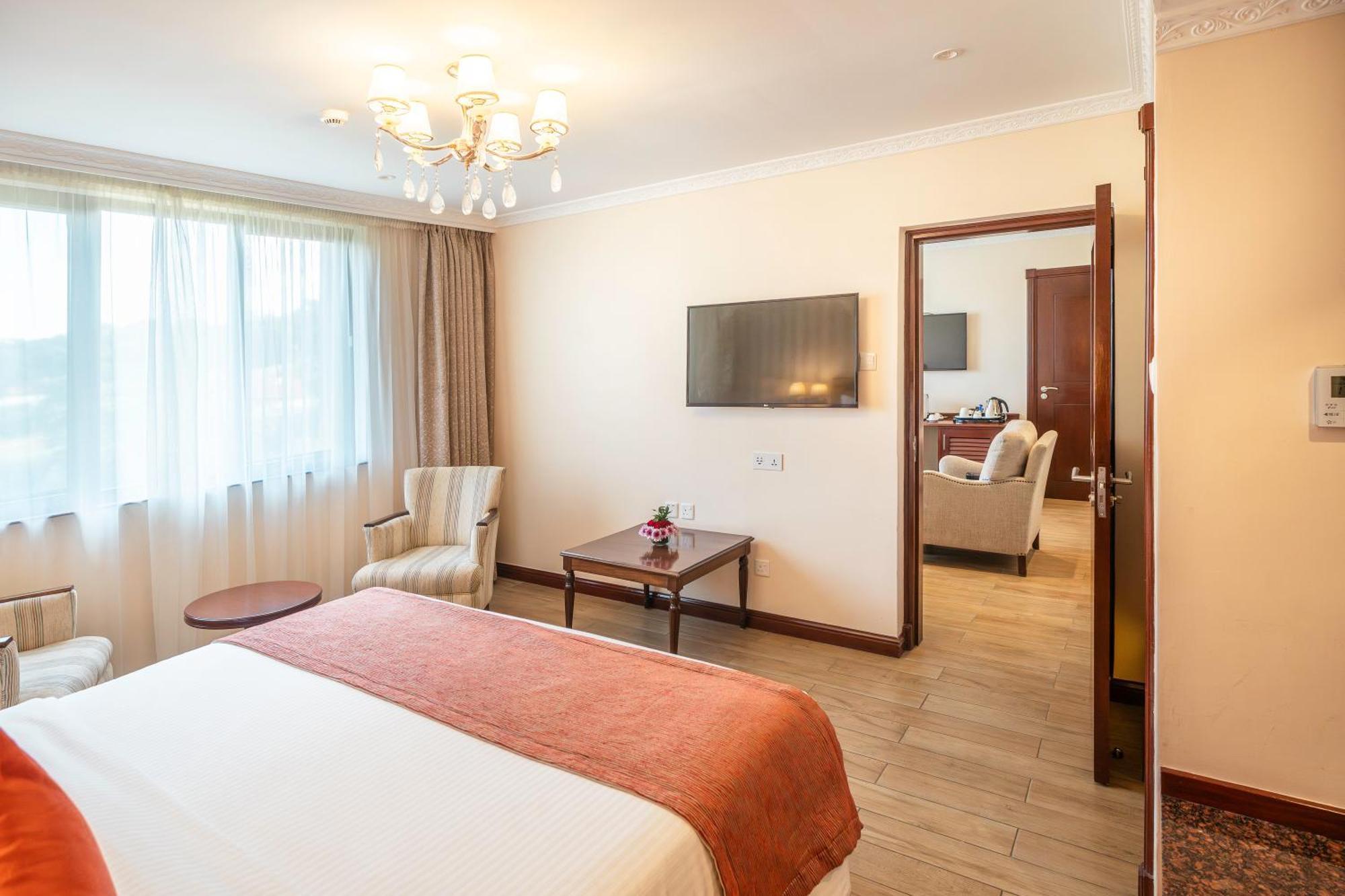 Sarova Woodlands Hotel And Spa Nakuru Exterior photo