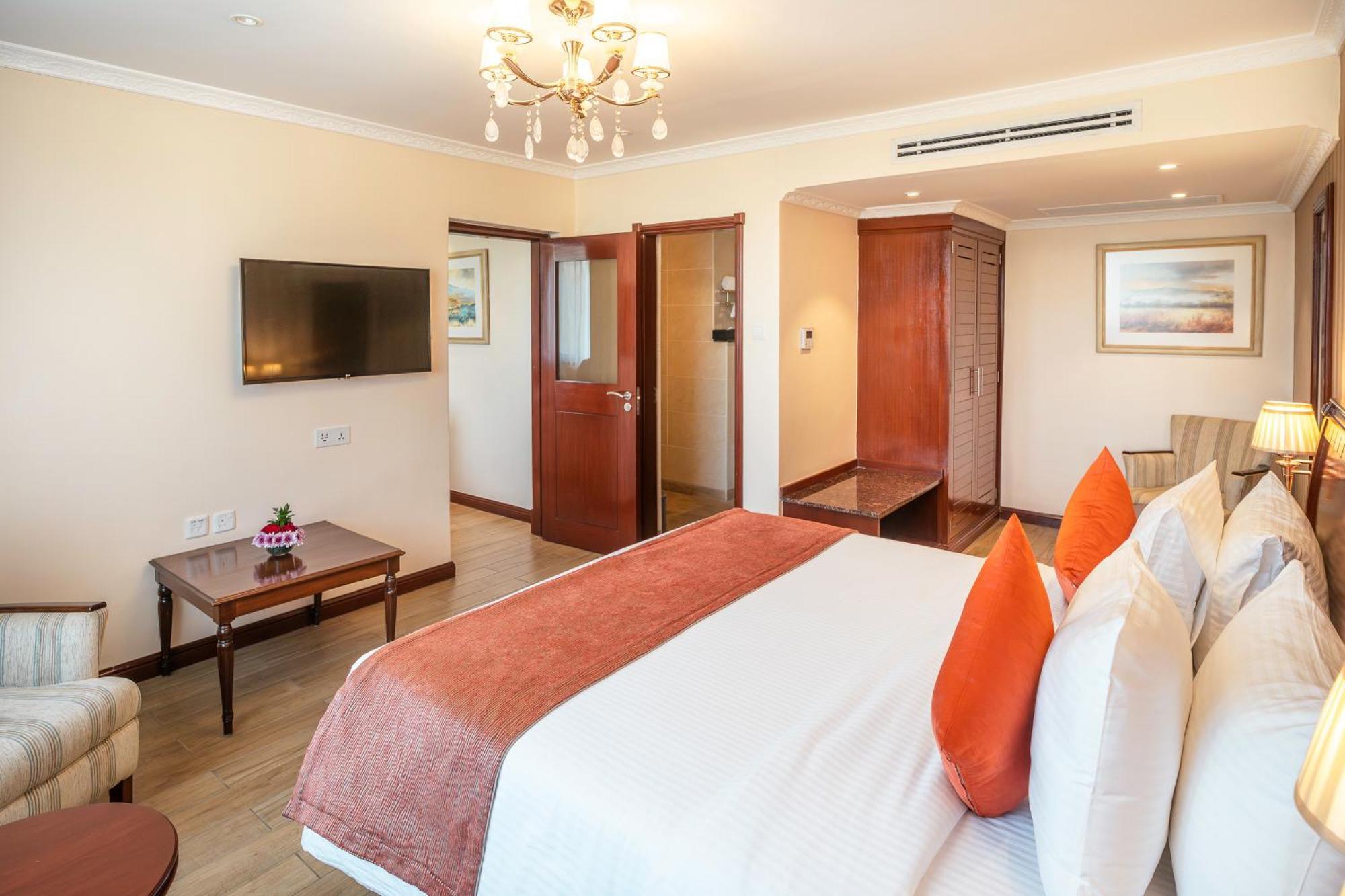 Sarova Woodlands Hotel And Spa Nakuru Exterior photo