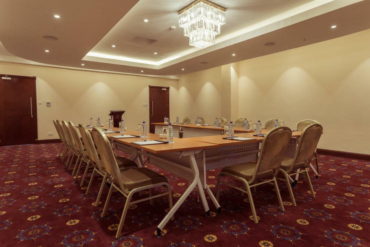 Sarova Woodlands Hotel And Spa Nakuru Exterior photo