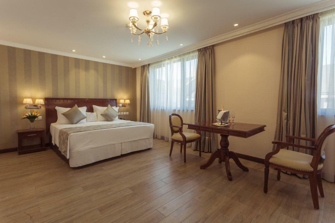Sarova Woodlands Hotel And Spa Nakuru Exterior photo