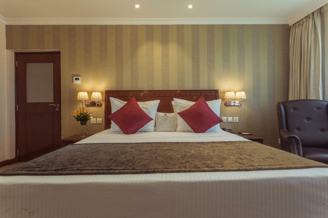 Sarova Woodlands Hotel And Spa Nakuru Exterior photo