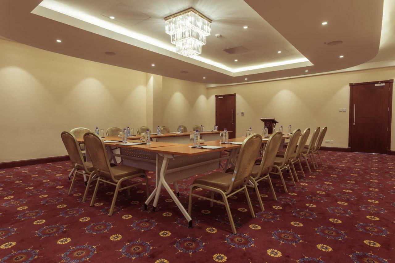Sarova Woodlands Hotel And Spa Nakuru Exterior photo