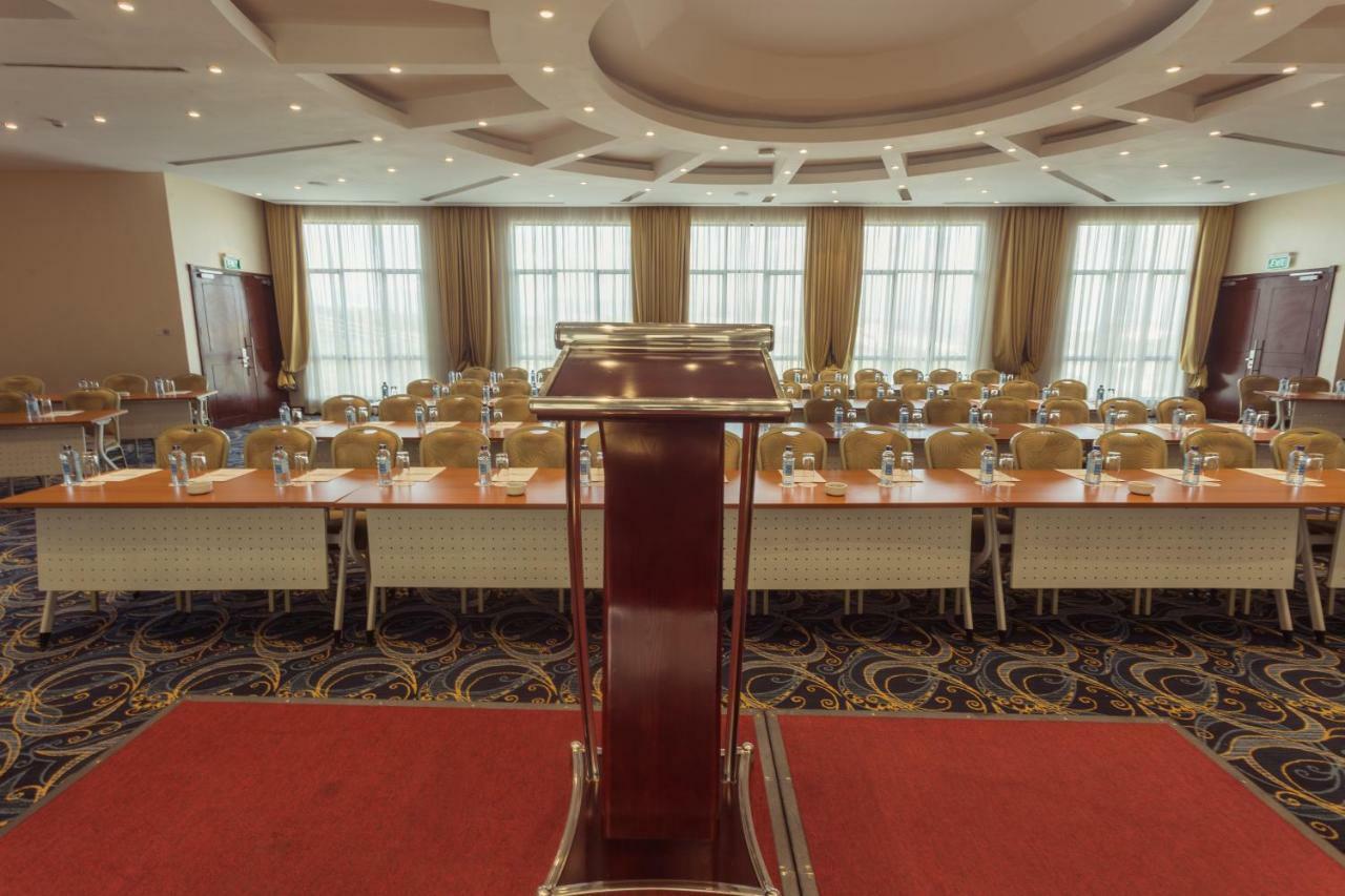 Sarova Woodlands Hotel And Spa Nakuru Exterior photo